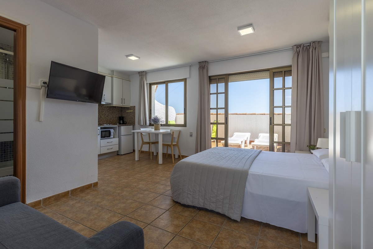Sea view studio